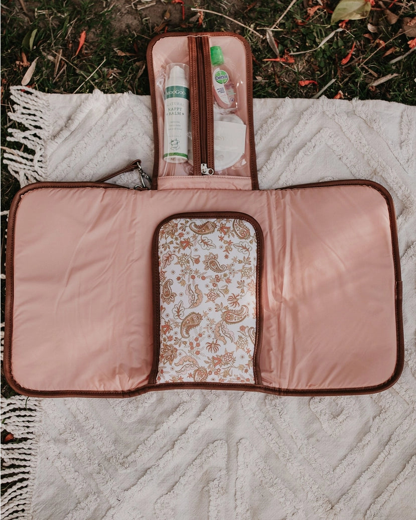 OIOI Change Mat Clutch - Peach Paisley/Tan