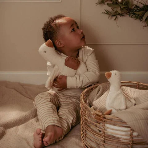 Little Dutch Baby Cuddle Goose 17cm