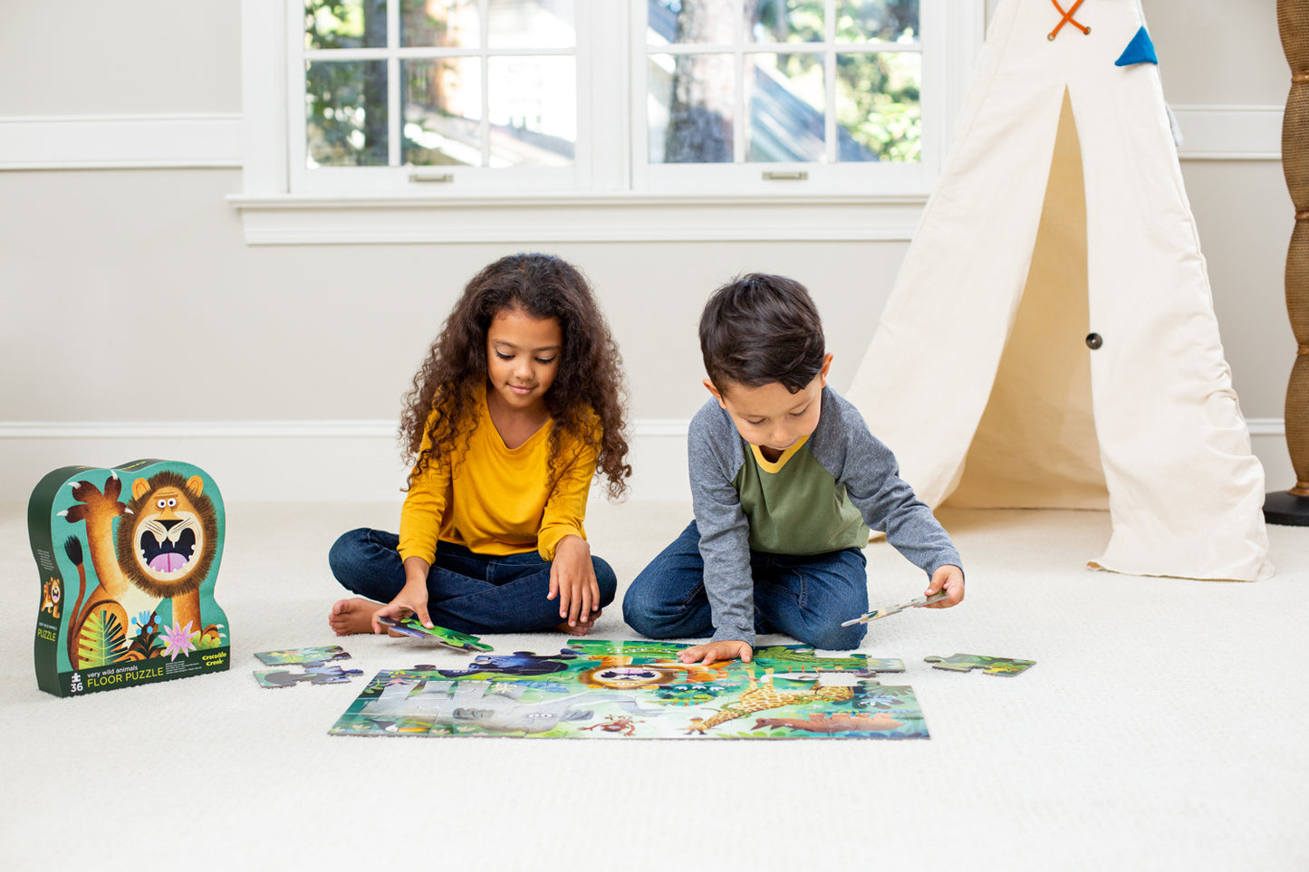 Classic Floor Puzzle 36 pc - Very Wild Animals