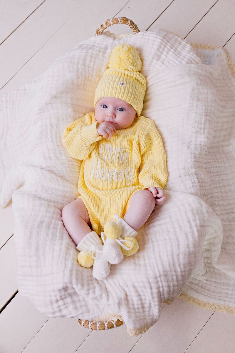 Knitted Baby Booties - Yellow Poms 0-6M