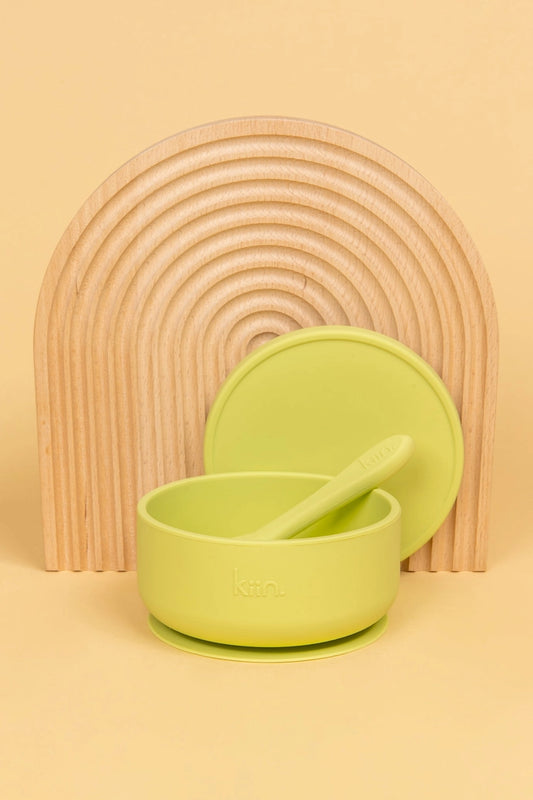 Silicone Suction Bowl w Lid & Spoon - Apple