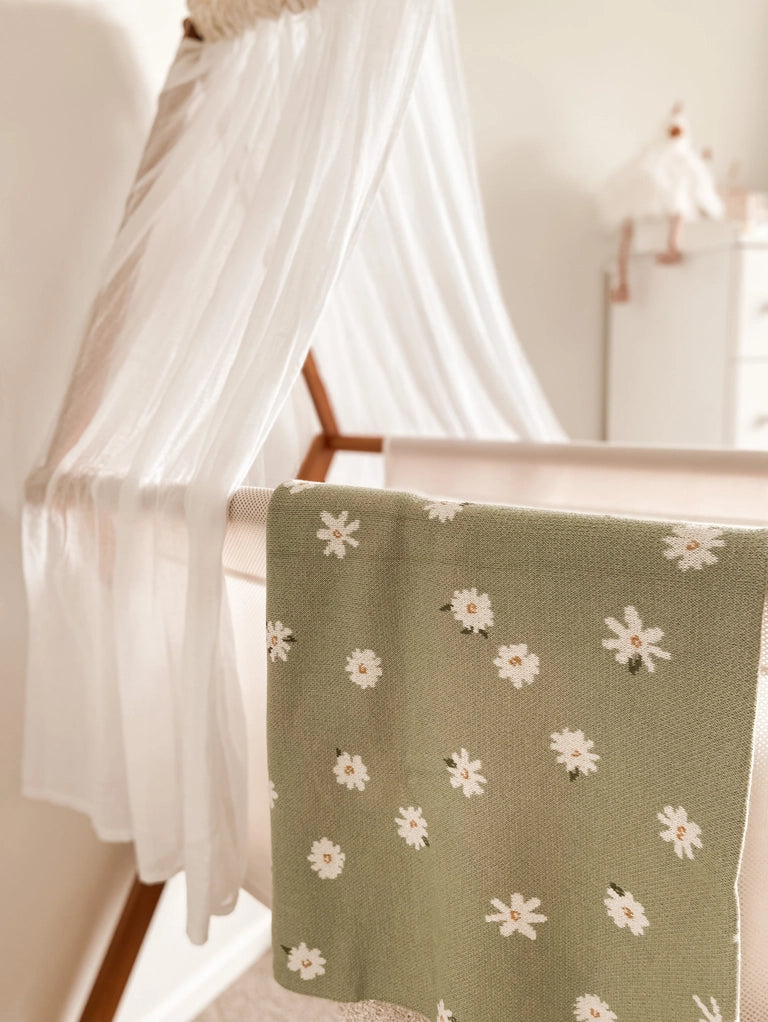 Daisy Blanket in Thyme
