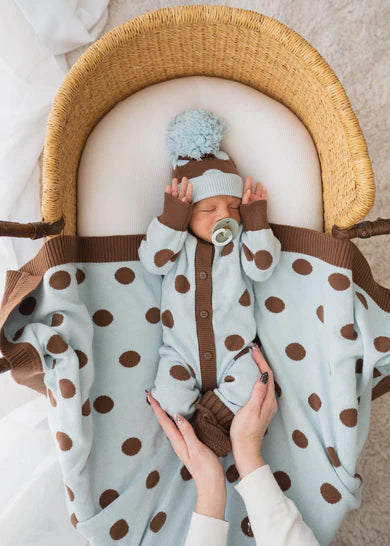 Knit Blanket - Choc Blue Polka