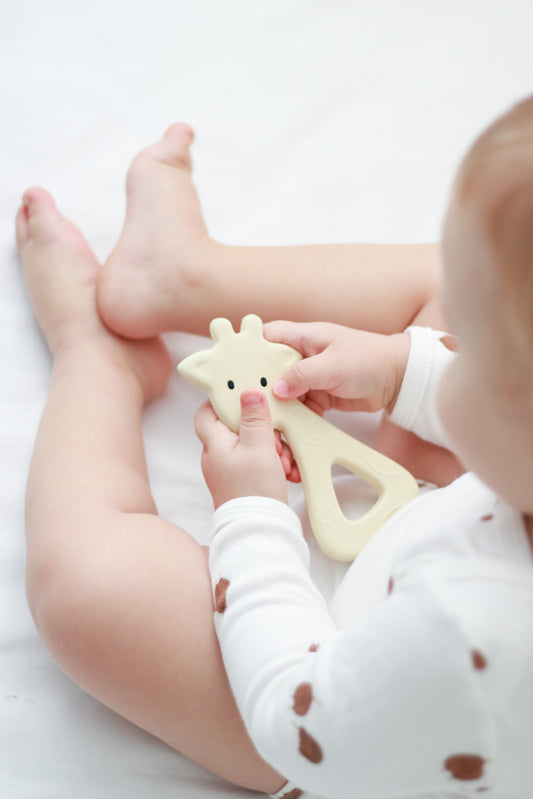 Tikiri Flat Teether - Giraffe