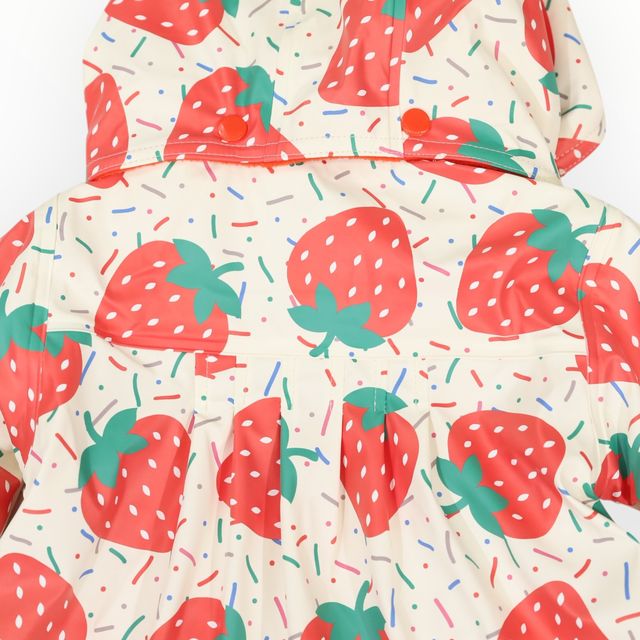 Raincoat Strawberries & Sprinkles - Cream