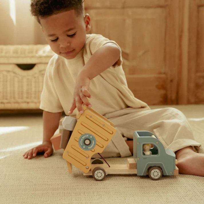 Little Dutch Garbage Truck