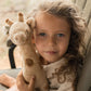 Safrai Friends Cuddle Giraffe