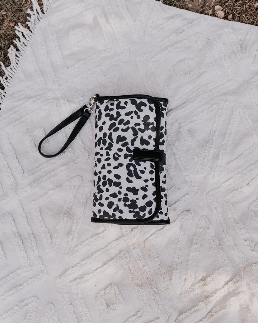 Change Mat Clutch - Leopard