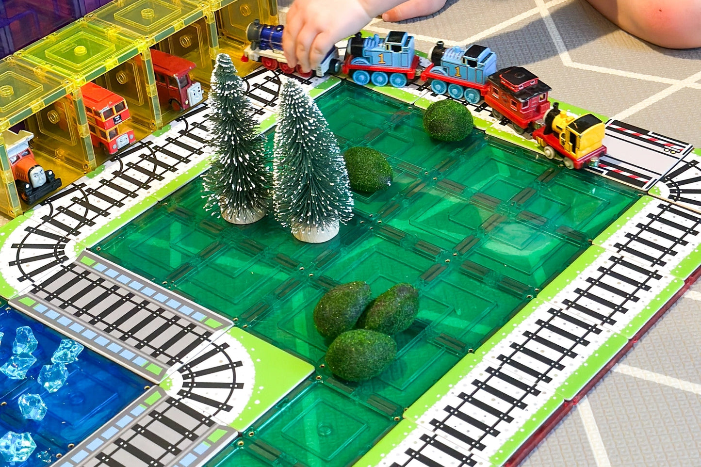Magnetic Tile Topper - Train Pack 36Pce