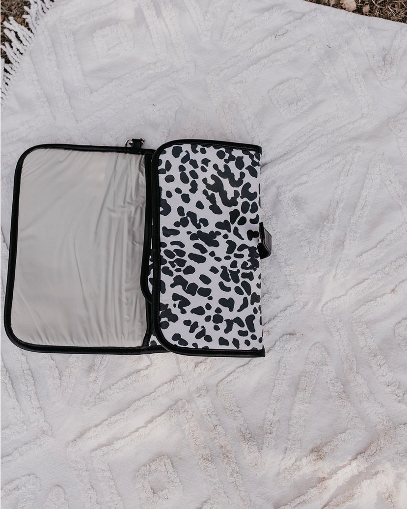 Change Mat Clutch - Leopard