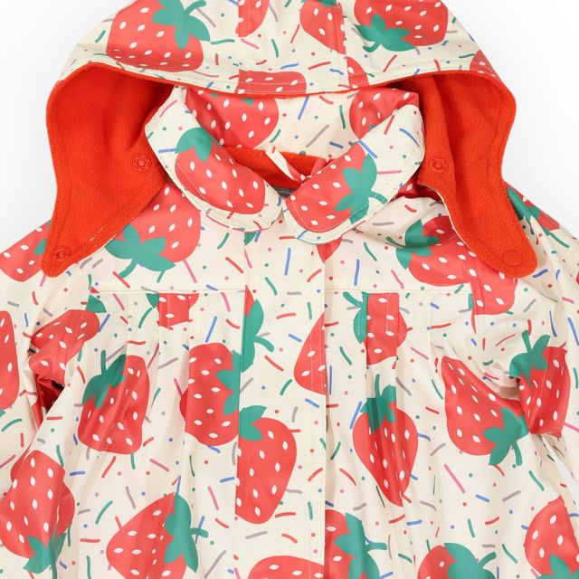 Raincoat Strawberries & Sprinkles - Cream